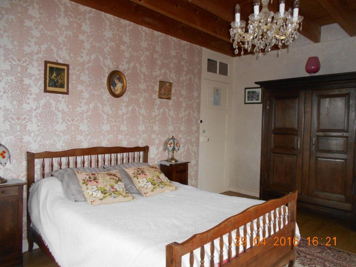 Bed and Breakfast Ferme Manoir La Fiere Сент-Мер-Егліз Екстер'єр фото